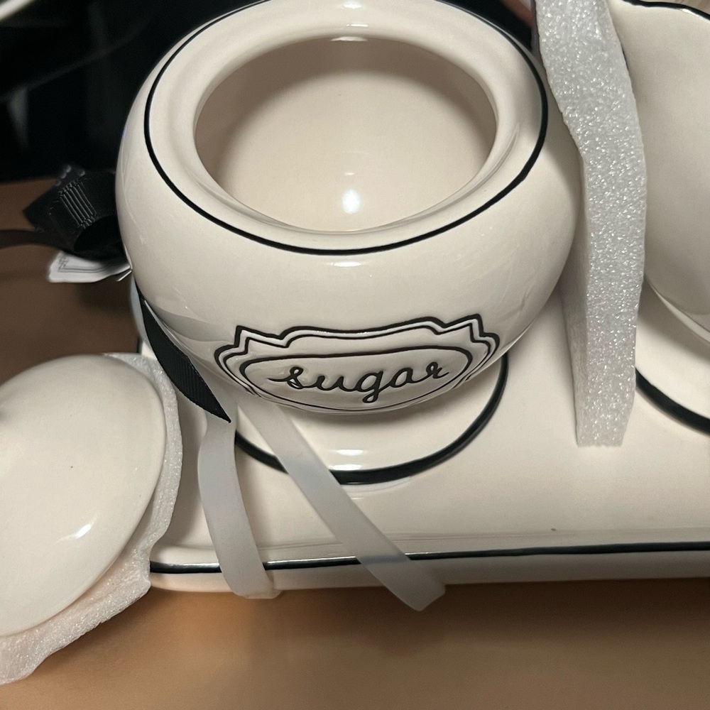 ‼️SOLD‼️Cream and Sugar Set with Tray - Picture 7 of 7